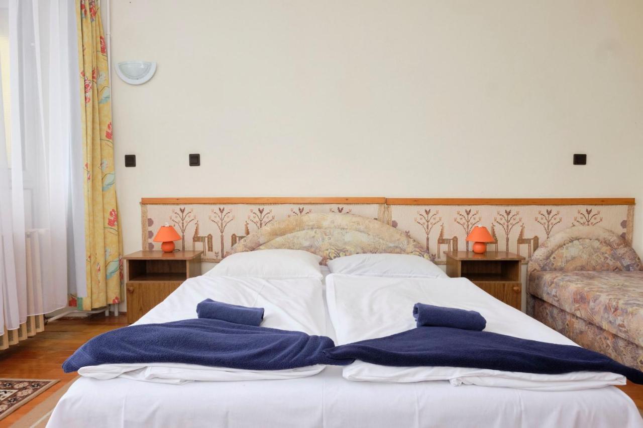 Retro Lido - Vonyarcvashegy Hotel Екстериор снимка
